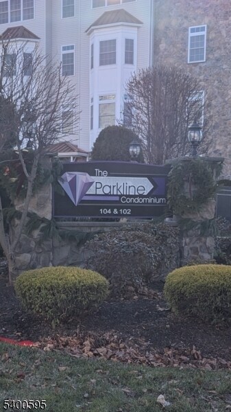 Building Photo - 104 E Elizabeth Ave