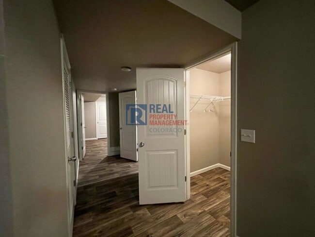 Building Photo - 4273 Perryville Pt