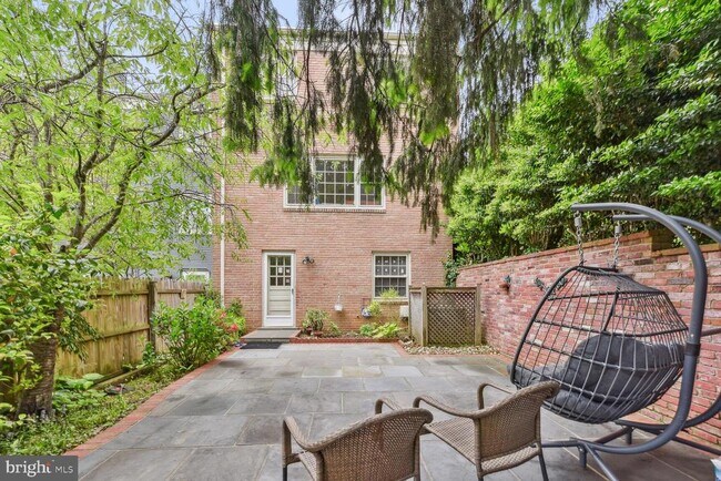 Building Photo - 6719 Baron Rd