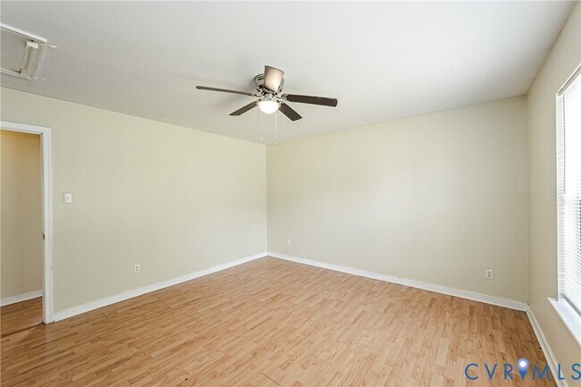 Building Photo - 811 Kiefer Field Ct