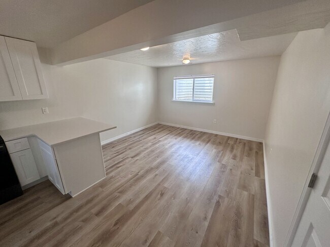 Building Photo - 14053 Lowe Peak Dr