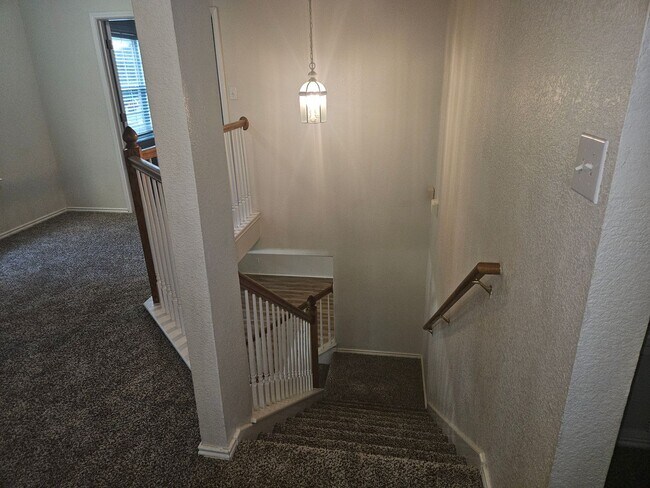 Building Photo - 3 Bedroom in Wildhorse Subdivision