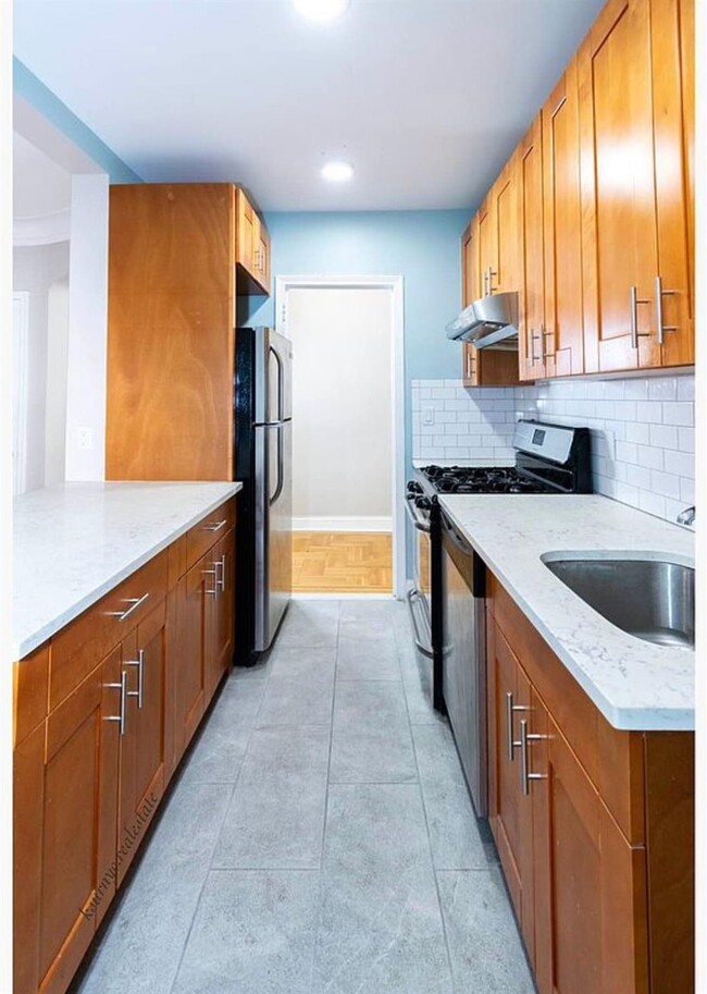 Building Photo - 41-09 41st St
