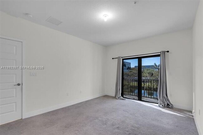 Building Photo - 8363 NW 41st St