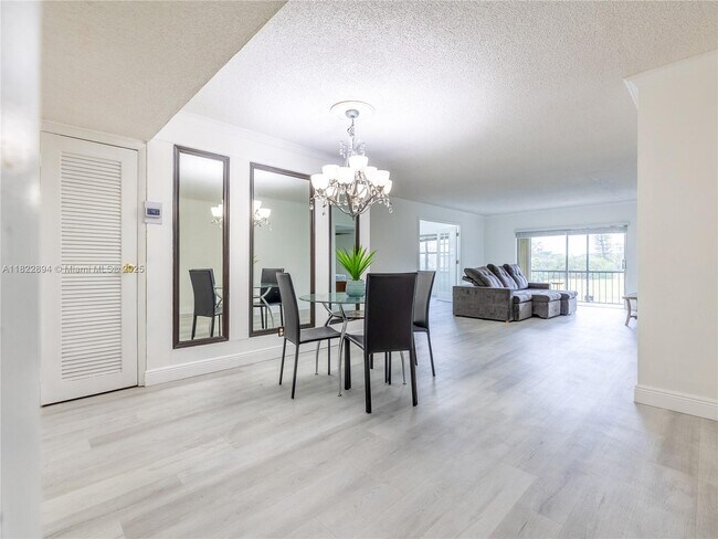 Building Photo - 6300 S Falls Cir Dr