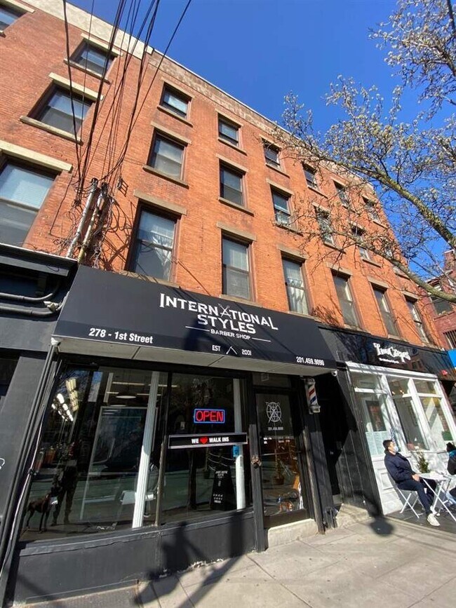 Building Photo - 278 1st St