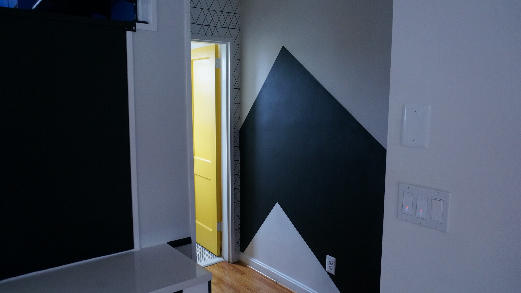 First floor half bath - 645 Oglethorpe St NE