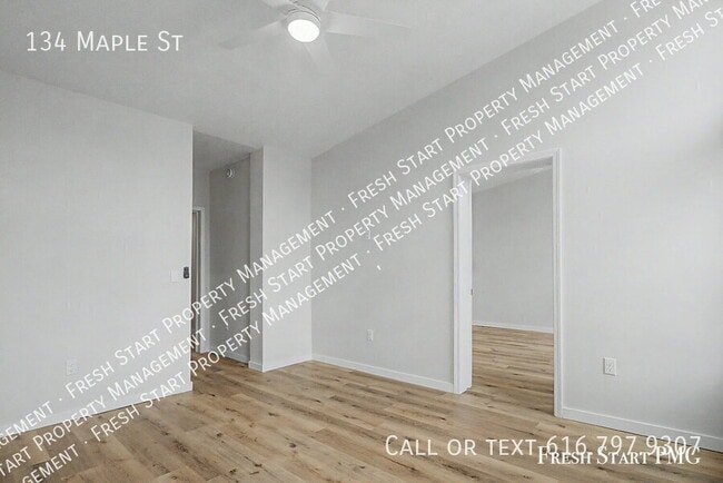 Building Photo - 134 Maple St