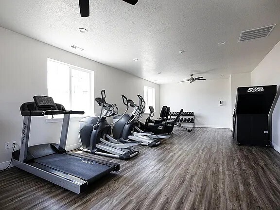 Building Photo - 4332 W Hemsley Ln