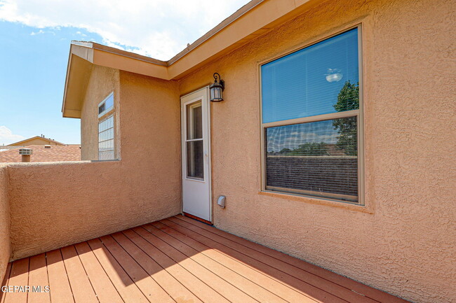 Building Photo - 5052 Silver Cholla Dr