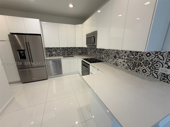 Building Photo - 55 Ocean Ln Dr