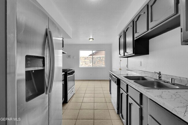 Building Photo - 1529 Babe Hiskey Ln