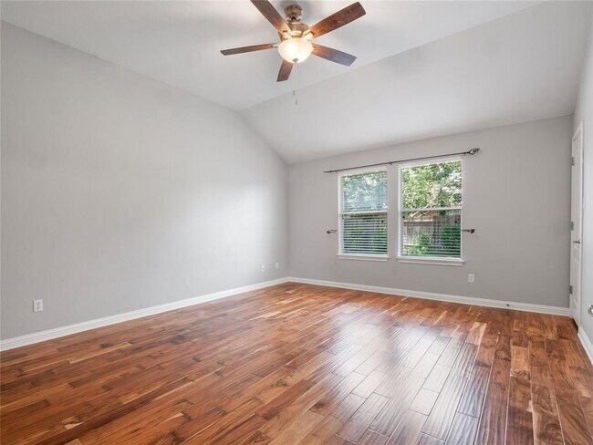 Building Photo - 802 Wood Mesa Dr