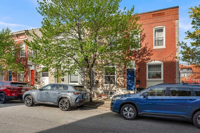 Building Photo - 210 S Bouldin St