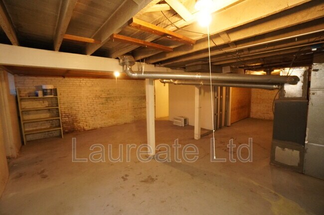 Building Photo - 3132 Perry St
