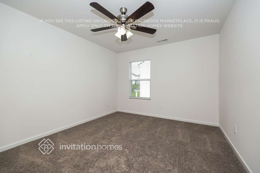 Building Photo - 3810 Lantern Ln