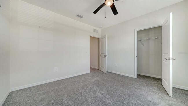 Building Photo - 12728 Lateral Root Dr