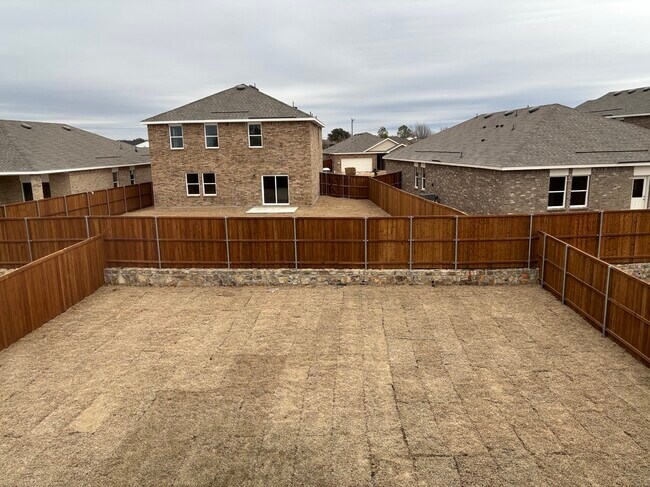 Building Photo - 1876 Purtis Crk Dr