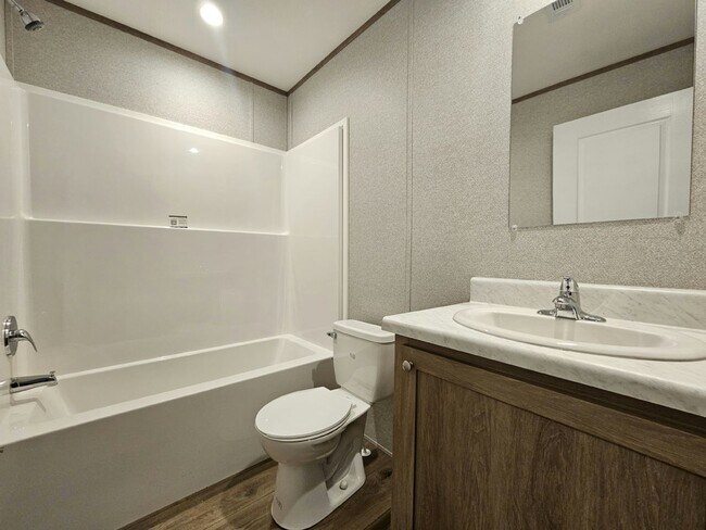Building Photo - 509 Lehigh Ct