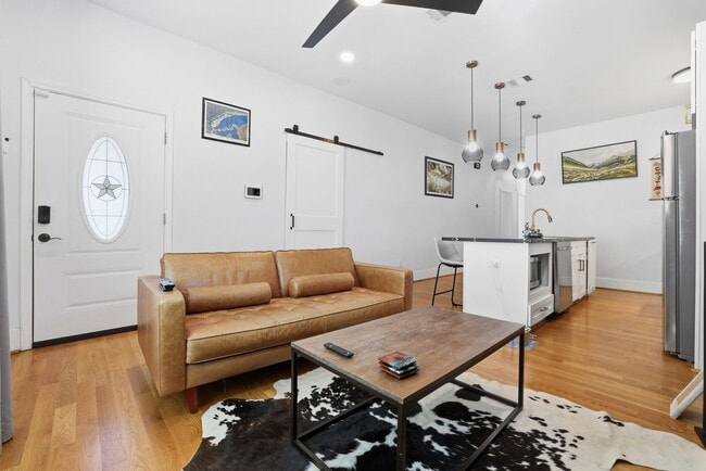 Building Photo - 1401 Sydnor St