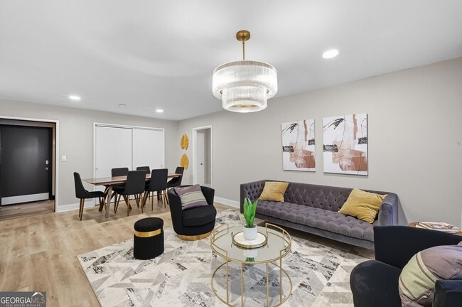 Building Photo - 3645 Peachtree Rd NE