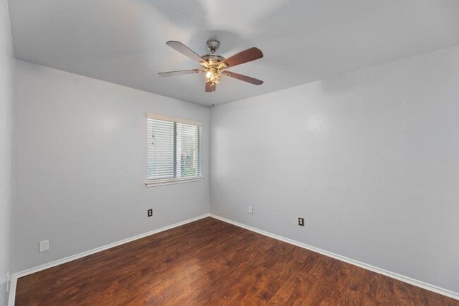 Building Photo - 12816 Dwight Eisenhower St