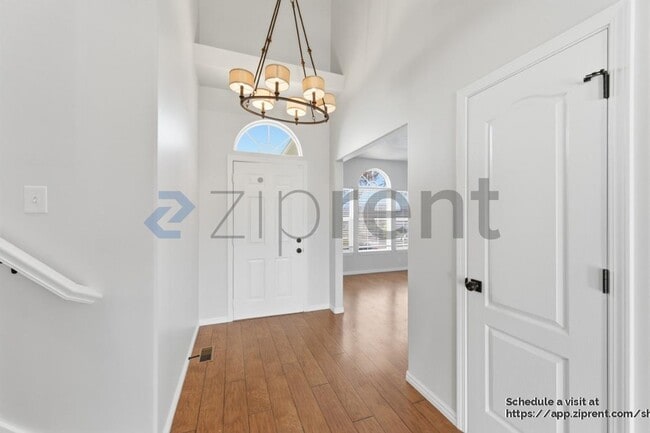 Building Photo - 7052 Devonna Rd