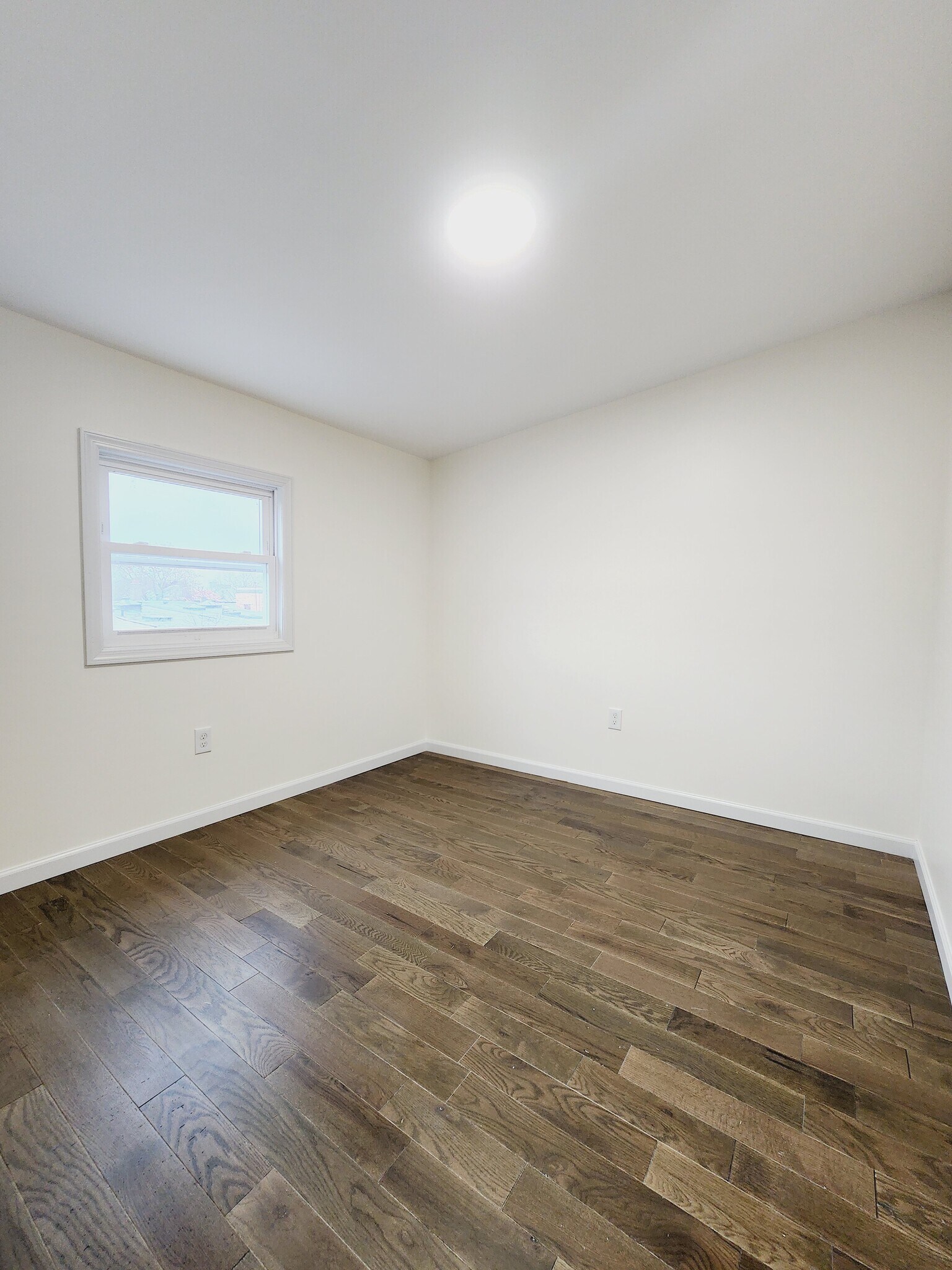 83 Oak St 3 - 77 Oak St