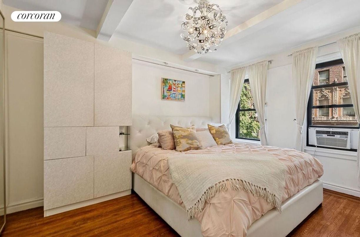 Building Photo - 235 W End Ave