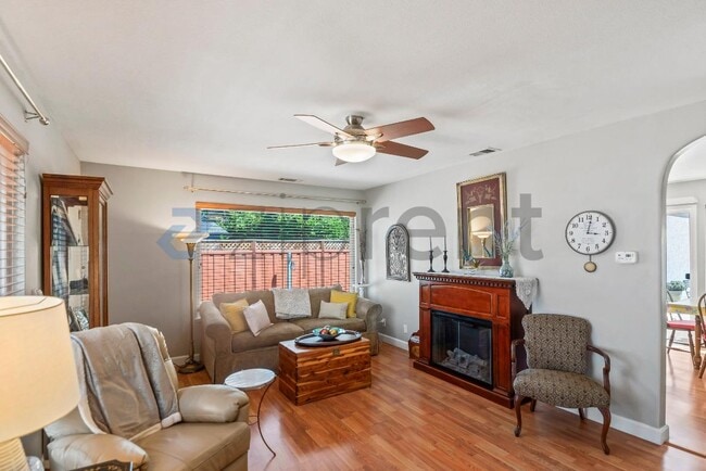 Building Photo - 262 Arbor Valley Dr