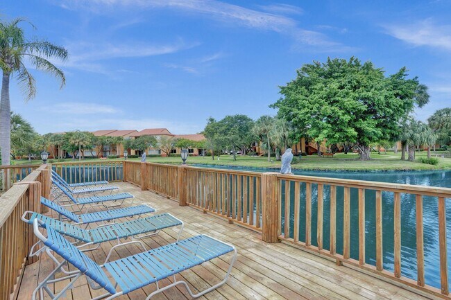 Building Photo - 3 BED/2BATH