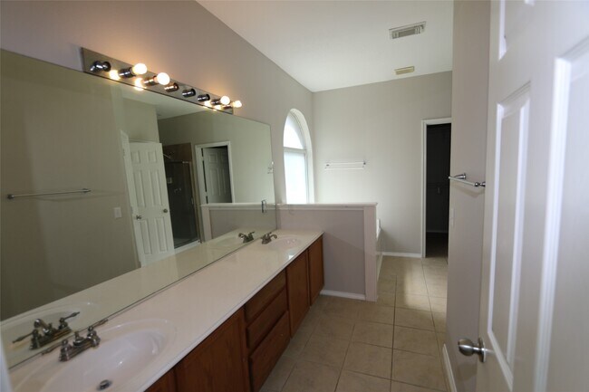 Building Photo - 19618 Twilight Falls Ln