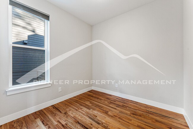 Building Photo - 1460 Wolff St