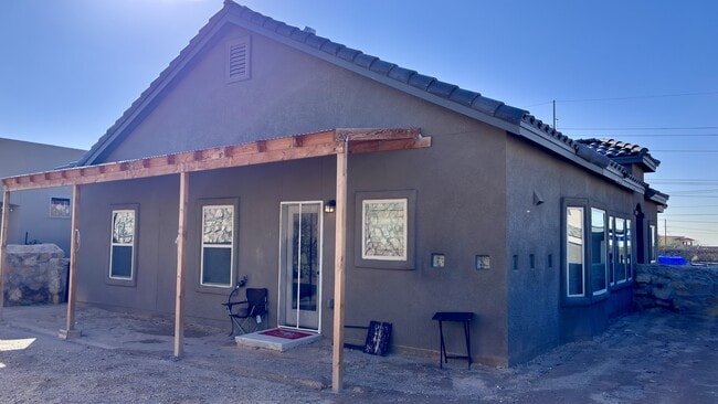 Building Photo - 12821 Rock Cliff Ave