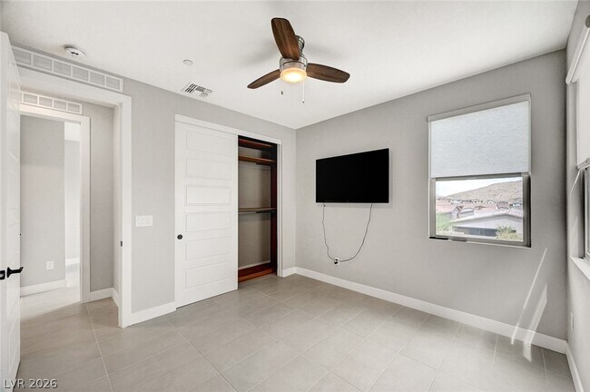 Building Photo - 11580 Midnight Melody Ave