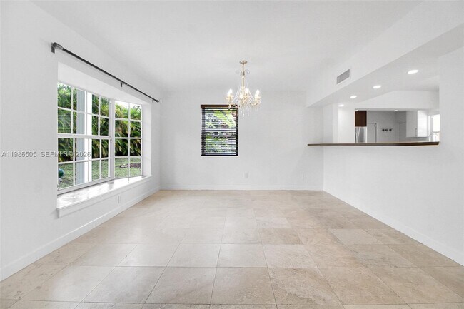 Building Photo - 6900 SW 104th St