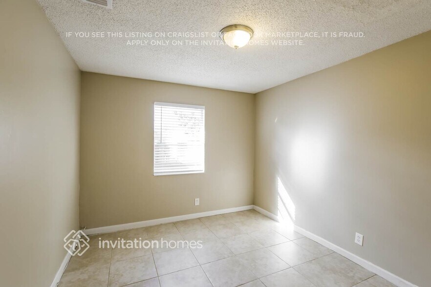 Building Photo - 7714 SW 6th Ct