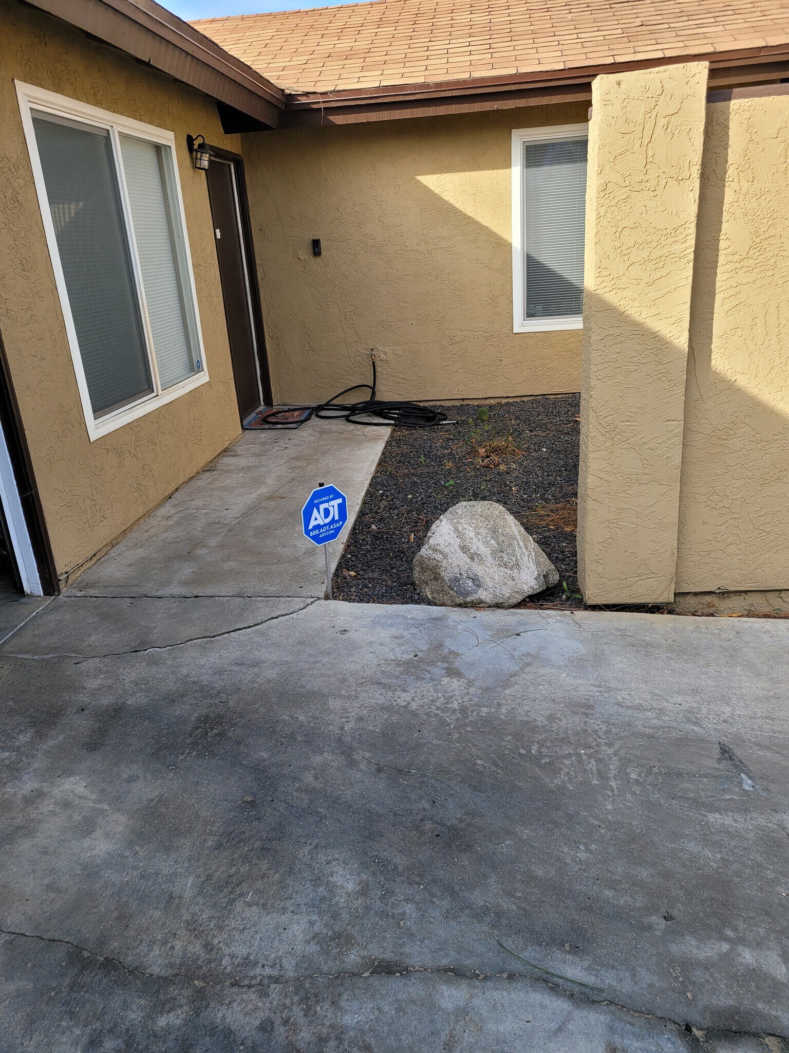 Building Photo - 4513 Country Wood Ln