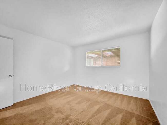 Building Photo - 3012 Sybil Way