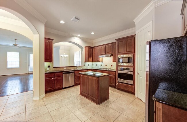 Building Photo - 13310 Olive Trail
