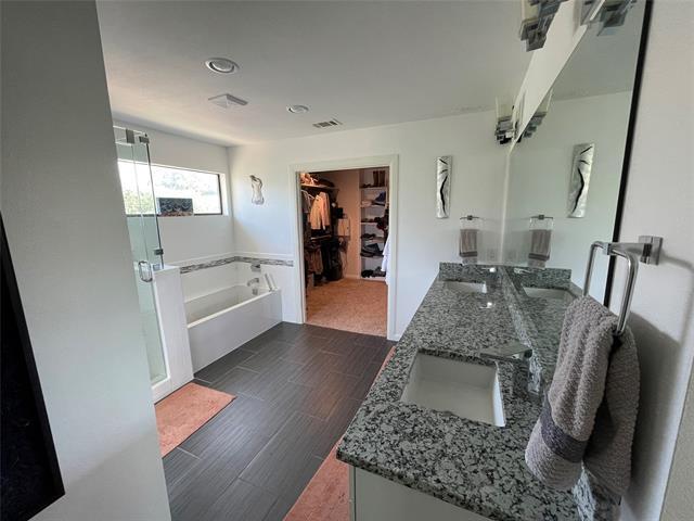 Building Photo - 4115 Delano Pl