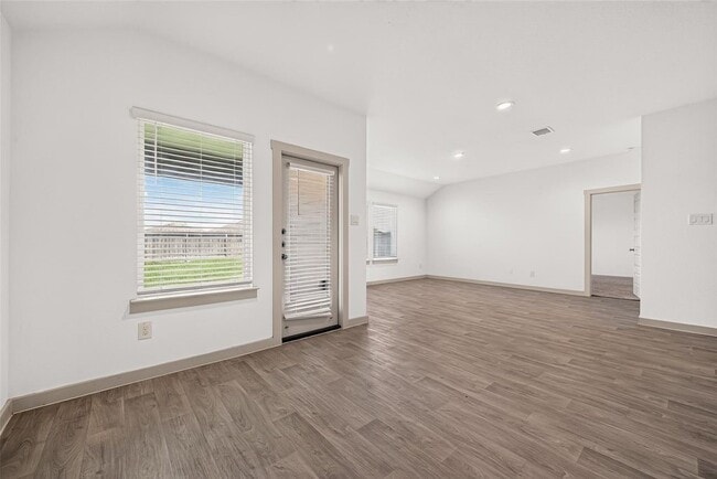 Building Photo - 8043 Black Forest Ln