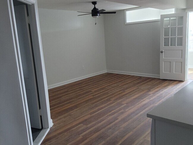 Building Photo - 1809 Maryland Ave NE