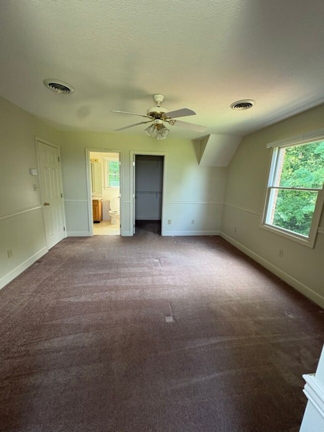 Building Photo - 2737 Hickory Ridge Rd