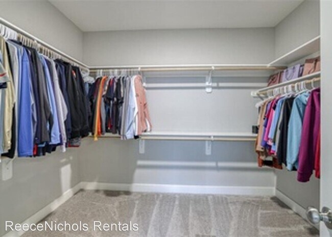 Building Photo - 4 br, 3 bath House - 18005 High Street