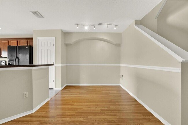 Building Photo - 2630 Edgewater Falls Dr