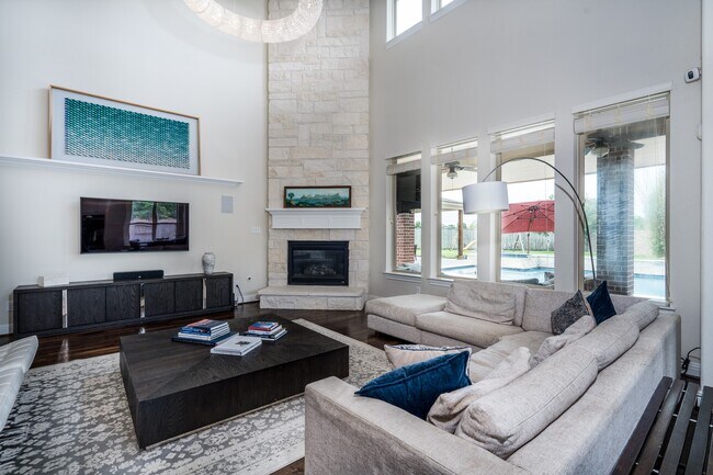 Building Photo - 2034 Baker Estates Dr