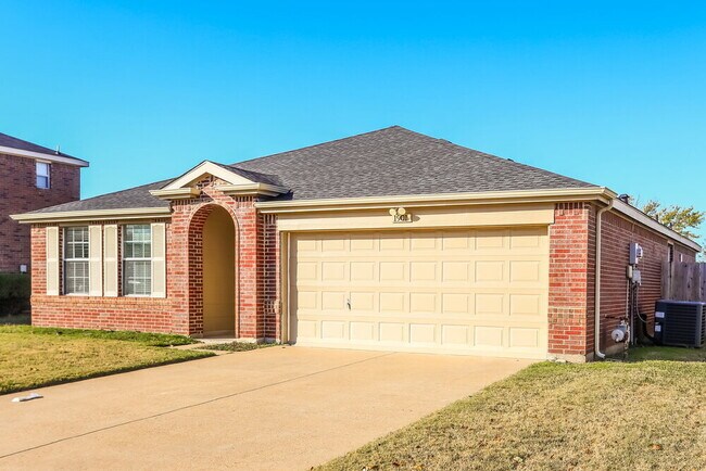 Building Photo - 1901 Purdue Dr