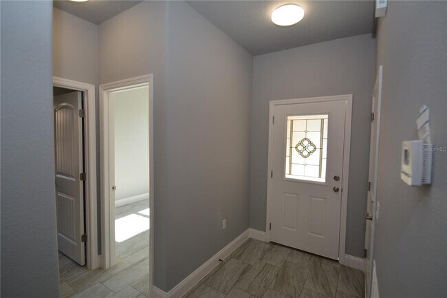 Building Photo - 25 Rosepetal Ln