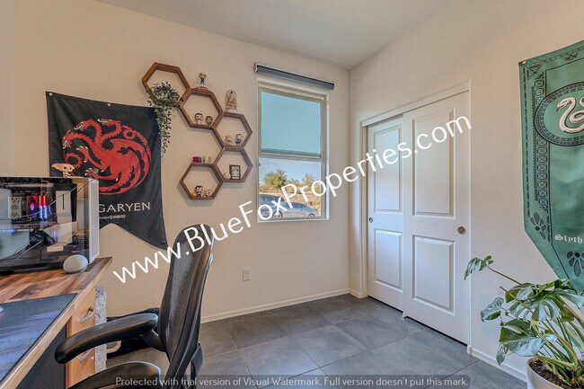Building Photo - 8683 N Calle La Canoa